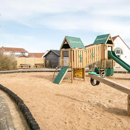 Duinenhuis 123 With Parking By Interhome בית נופש ברדנה