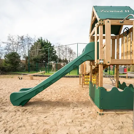 Duinenhuis 123 With Parking By Interhome בית נופש ברדנה