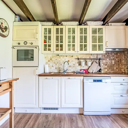 펜션 Duinenhuis 123 With Parking By Interhome